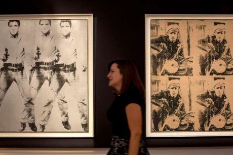 Две работы короля поп-арта Энди Уорхола ушли с молотка за $151,5 миллиона